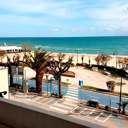 Vandrerhjem Casa Sul Mare Alba Adriatica